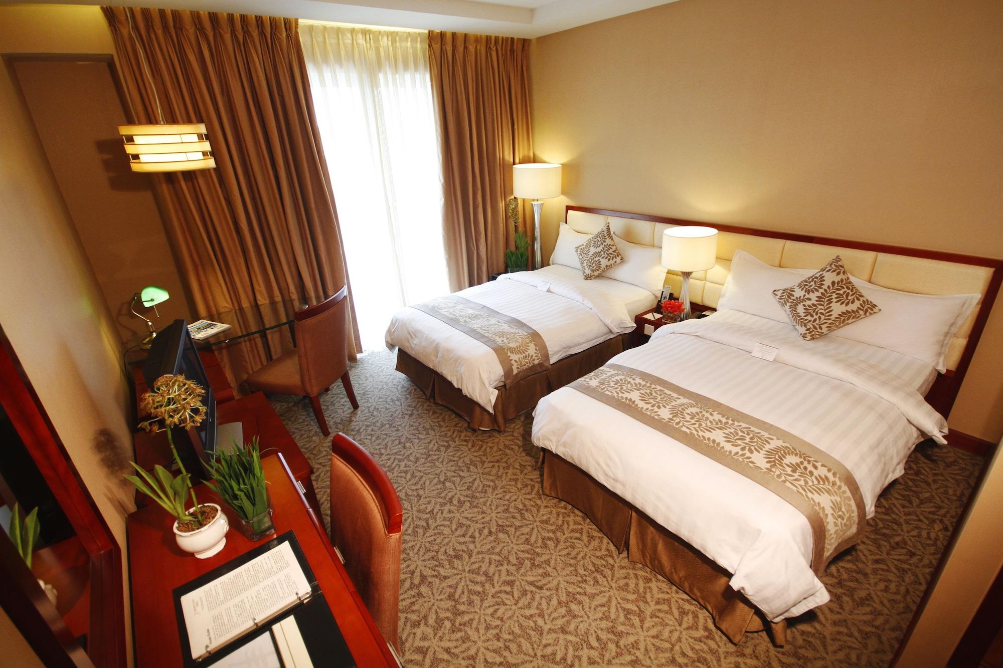 The Avenue Plaza Hotel Naga  Esterno foto