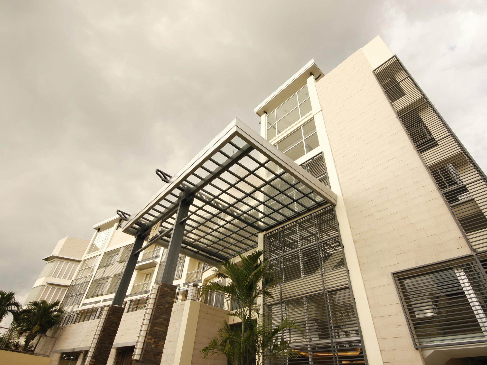 The Avenue Plaza Hotel Naga  Esterno foto