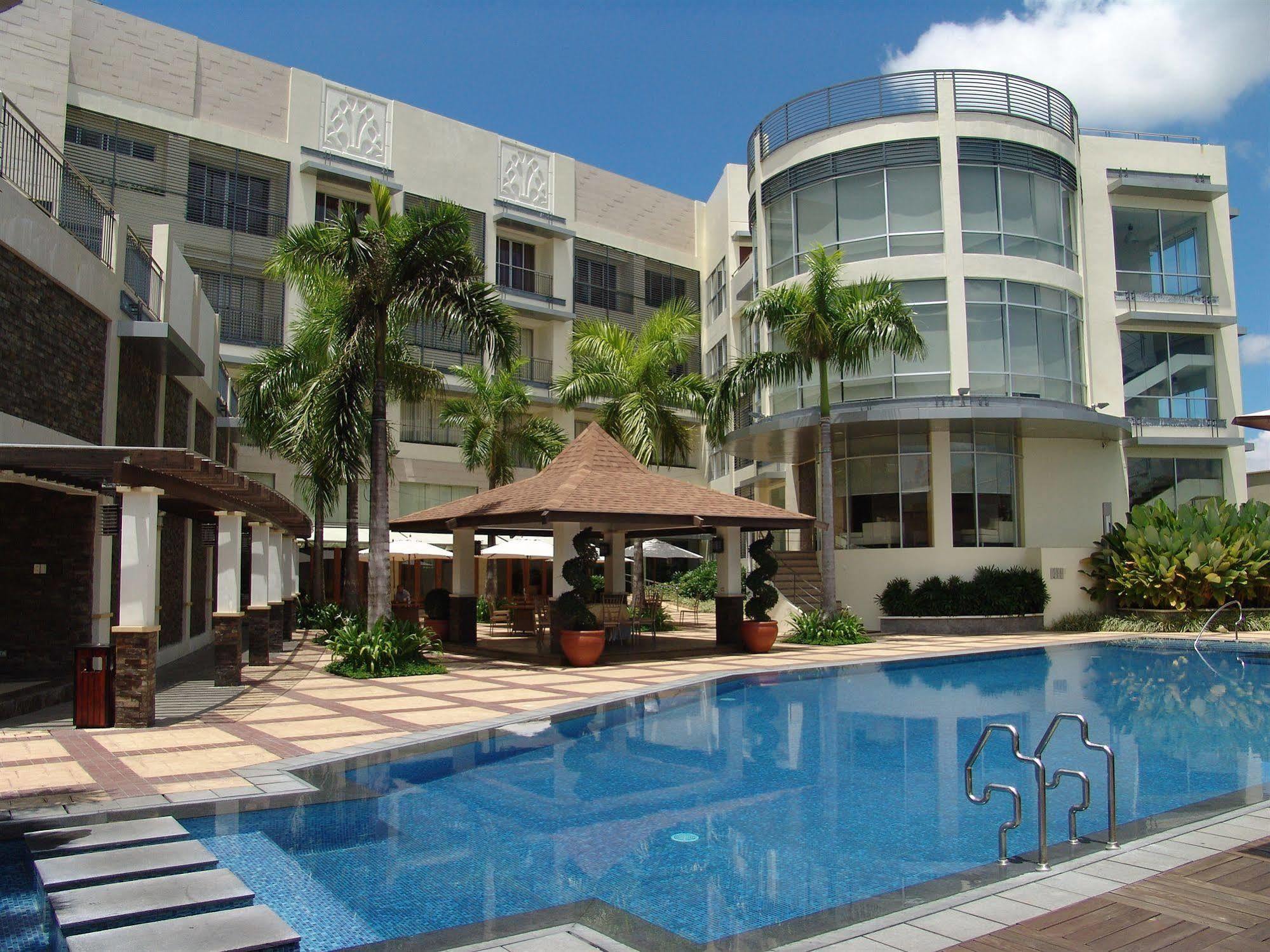The Avenue Plaza Hotel Naga  Esterno foto