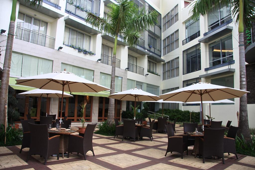The Avenue Plaza Hotel Naga  Esterno foto